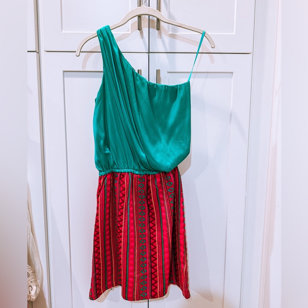 Judith March one shoulder embroidered skirt dress